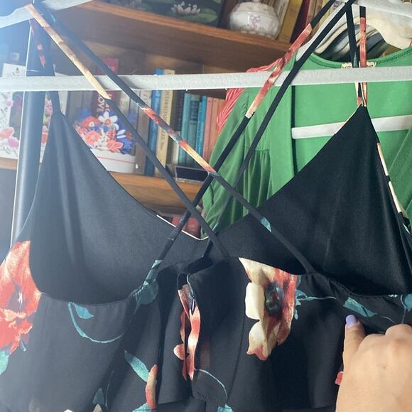 🔥 SALE!!  XHILARATION strappy floral dress - Picture 2 of 4